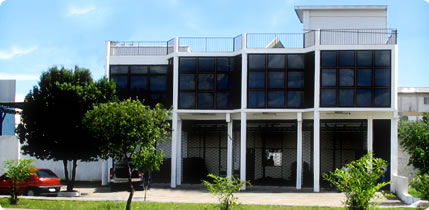 Fachada Pool